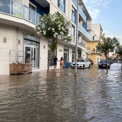 Maltempo e strade allagate a Margherita di Savoia
