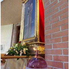 Il quartiere San Pio accoglie la sacra icona del Santissimo Salvatore