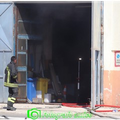 Incendio in un capannone a Margherita di Savoia