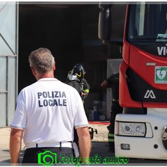 Incendio in un capannone a Margherita di Savoia