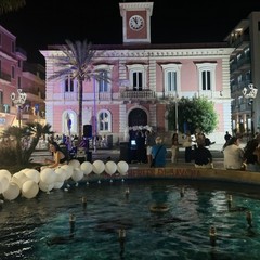 Tra musica, arte e colori: grande successo a Margherita di Savoia per la Notte Bianca