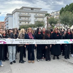 A Margherita di Savoia un corteo per dire basta alla violenza sulle donne