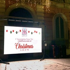 Magia natalizia, musica e colori: Margherita si illumina con il “Christmas Show”