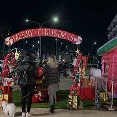 Magia natalizia, musica e colori: Margherita si illumina con il “Christmas Show”