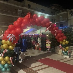 Magia natalizia, musica e colori: Margherita si illumina con il “Christmas Show”