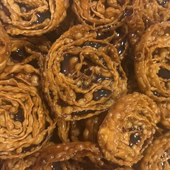 Tradizioni, fede e cene in famiglia: la comunità di Margherita di Savoia celebra il Natale