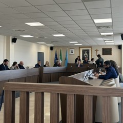 Inaugurata la nuova aula consiliare del Comune di Margherita di Savoia JPG
