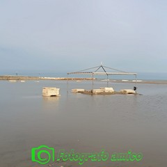 Mareggiata a Margherita di Savoia: colpita la zona di Porto Canale