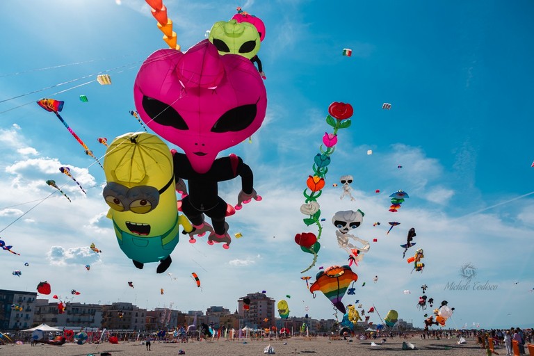 “Aquiloni nel vento”: il concorso per catturare i colori e le emozioni del Festival dell’Aquilone. <span>Foto Michele Todisco</span>