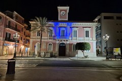 Margherita si illumina di turchese per la Giornata Internazionale della Dislessia