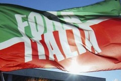 Vandalismo contro la sede di Forza Italia