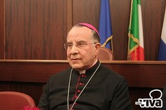 Natale 2015, gli auguri dell'arcivescovo Pichierri