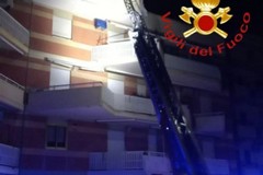 Incendio in appartamento: messa in salvo una coppia