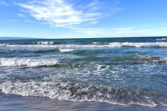 Interventi di salvataggio per mare mosso a Margherita, Capacchione: «Mai sfidare il mare»