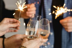 Tra brindisi e piatti della tradizione, i cittadini di Margherita festeggiano l’ultimo dell’anno