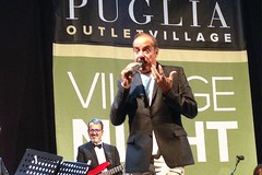 Massimo Lopez e la Jazz Company incantano il Puglia Outlet Village