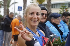 Successo di Mimmo Ricatti e di Irene Palazzi nella Mare & Sale Half Marathon 2024