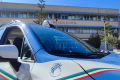 Rafforzati i controlli estivi della Polizia a Margherita di Savoia: denunciato un presunto pusher dopo un inseguimento sulla spiaggia