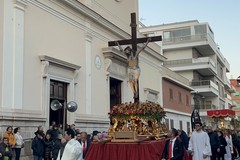 Margherita di Savoia celebra il Venerdì Santo con la Processione dei Misteri per le vie del paese