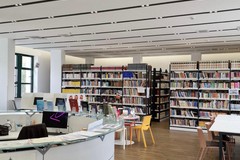 Misteri e letture per bambini: domani Luca Tebaldi sarà ospite alla biblioteca "De Luca"