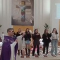 “Per sempre si”: la canzone vincitrice di Sanremo diventa un inno di preghiera nella parrocchia di San Pio