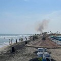 Incendio a Barletta, coinvolta un’area della costa: segnalazioni da Margherita di Savoia