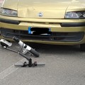Incidente fra auto e monopattino, grave 19enne