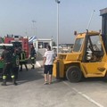 Scatta l'allarme antincendio in mare: esercitazione della Guardia costiera