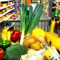 Coldiretti allarma sul caro cibo: «Slalom nei supermercati»