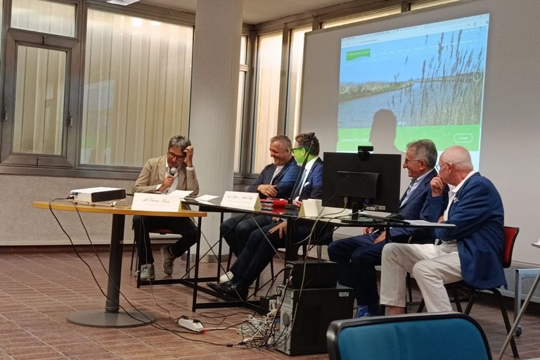 Si è tenuta a Cerignola la conferenza con esperti sul Parco naturale dell’Ofanto