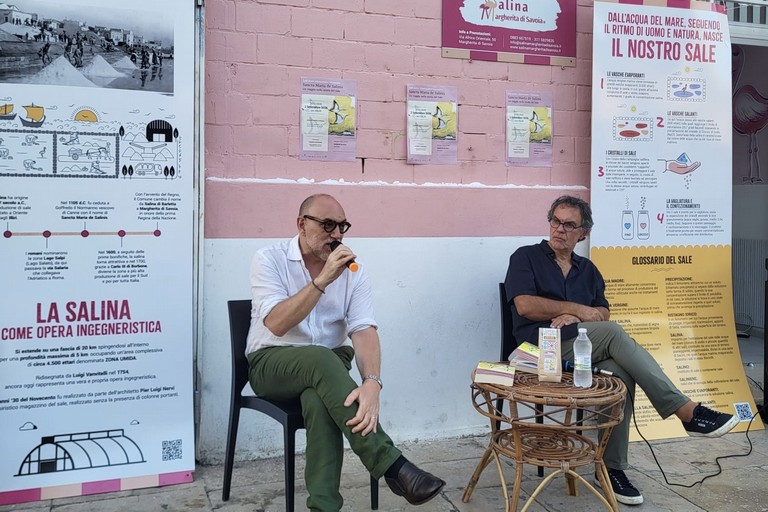 Un viaggio nella storia del sale: Salvatore Alessandro Giannino presenta il suo libro a Margherita di Savoia