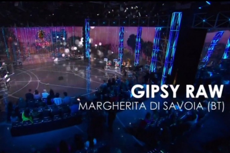 Da Margherita di Savoia a Rai2: i Gipsy Raw a “Dalla strada al palco”