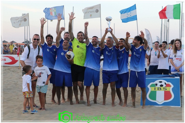 Italia trionfa alla dodicesima edizione dell'International Beach Soccer
