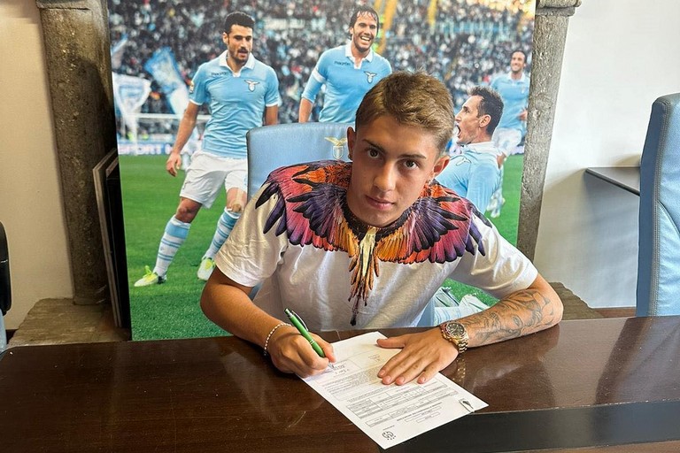 Ruggero La Branca: il giovane talento salinaro rinnova con la Primavera della S.S. Lazio