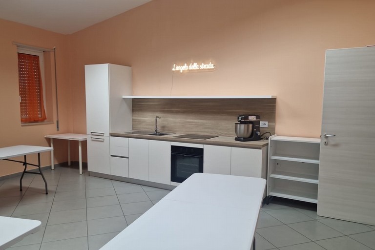 Inaugurati i nuovi laboratori della parrocchia San Pio a Margherita di Savoia