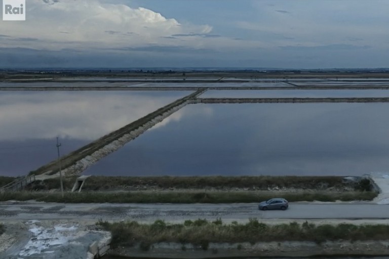 La Salina di Margherita di Savoia presente in alcune scene della serie tv “Gerri”