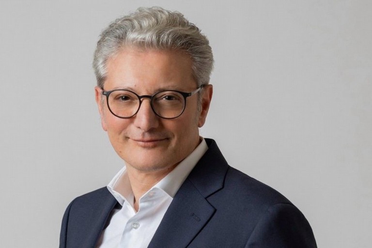 Incendio auto Lodispoto: la solidarietà di Angelo Guarriello: